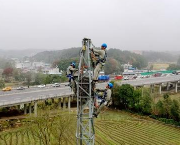 紧线器还能用于跨越线路拆除工作